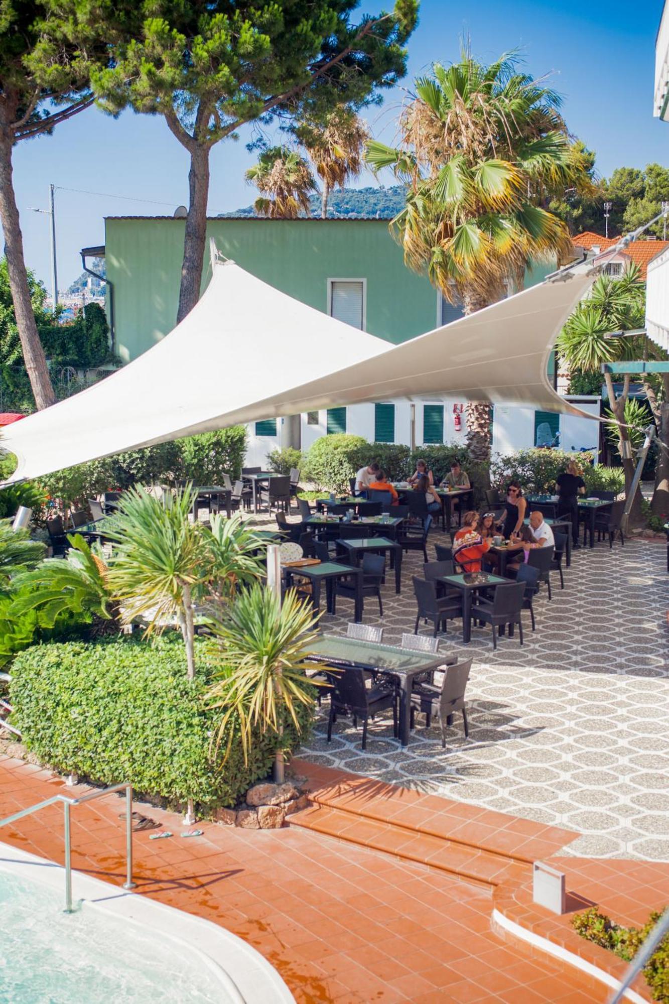 Hotel Gabriella Ντιάνο Μαρίνα Εξωτερικό φωτογραφία