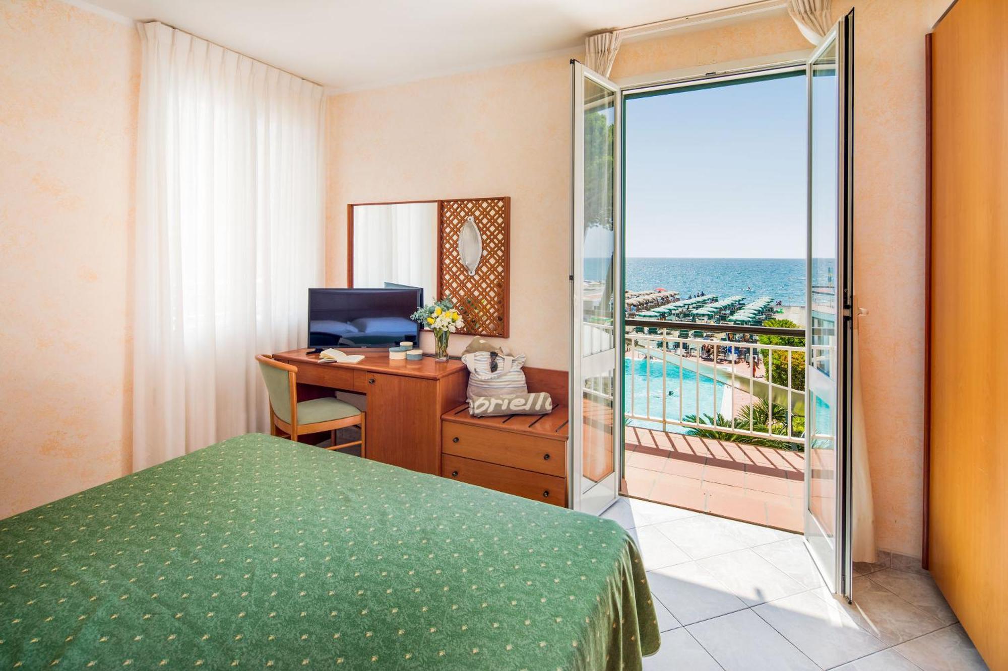 Hotel Gabriella Ντιάνο Μαρίνα Εξωτερικό φωτογραφία
